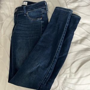 Abercrombie and finch Jean leggings